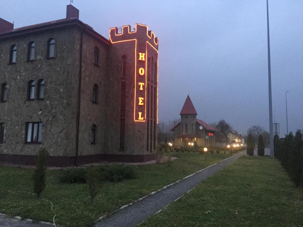 Hotel Мотel Vezha 363Kme40 Molodava Zewnętrze zdjęcie